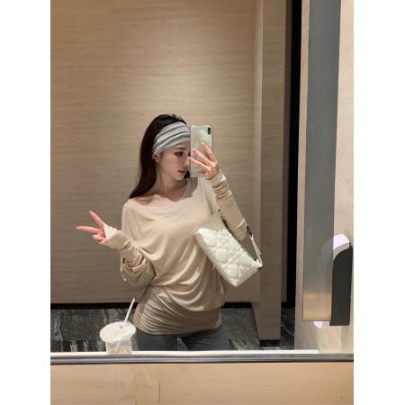 莫代尔人棉褶皱斜肩长袖T恤女独特修身显瘦露肩上衣 服裝批發女裝批發服飾貨源