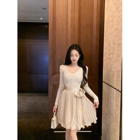 温柔风气质针织连衣裙女装秋季长袖v领收腰裙子蝴蝶结百褶a字短裙 服裝批發女裝批發服飾貨源