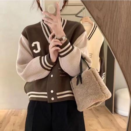 v领学院风洋气撞色字母棒球服针织毛呢外套女宽松短款潮冬加厚 服裝批發女裝批發服飾貨源