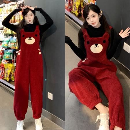 FA50731# 时尚大码甜妹秋冬新款软萌可爱羊羔加绒加厚小熊背带裤套装女