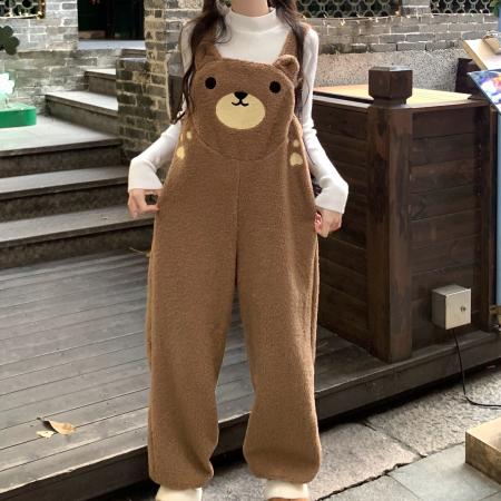 FA50731# 时尚大码甜妹秋冬新款软萌可爱羊羔加绒加厚小熊背带裤套装女