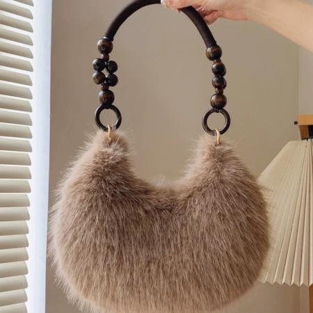 TJ2157# 毛绒绒包包女手提包大容量秋冬季小众单肩腋下包休闲手提饺子包新