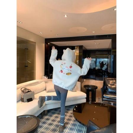 FA50773# 韩系白色羊羔毛短款连帽刺绣外套女秋冬季显瘦韩系氛围感上衣 服裝批發女裝批發服飾貨源