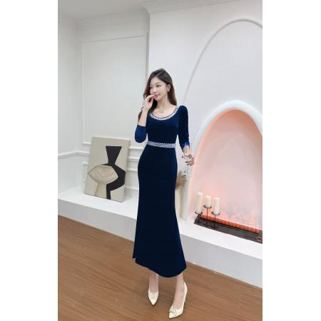 FA50789# 秋冬新款法式方领修身显瘦气质长袖丝绒连衣裙名媛宴会晚礼服 服裝批發女裝批發服飾貨源