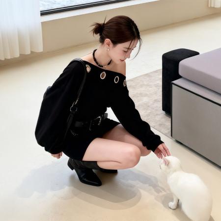 FA50799# 美式辣妹性感斜肩黑色长袖连衣裙女秋冬设计感收腰显瘦包臀短裙子 服裝批發女裝批發服飾貨源