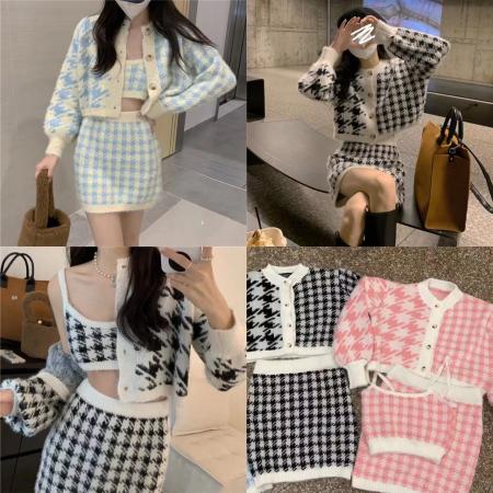 FA50819# 韩系时尚毛毛格纹拼接吊带针织开衫+针织半裙毛衣套装 服裝批發女裝批發服飾貨源