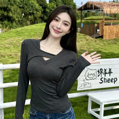 FA50830# 纯欲风秋冬新款加绒加厚V领拼接简约时尚显瘦设计款打底衫上衣女 服裝批發女裝批發服飾貨源