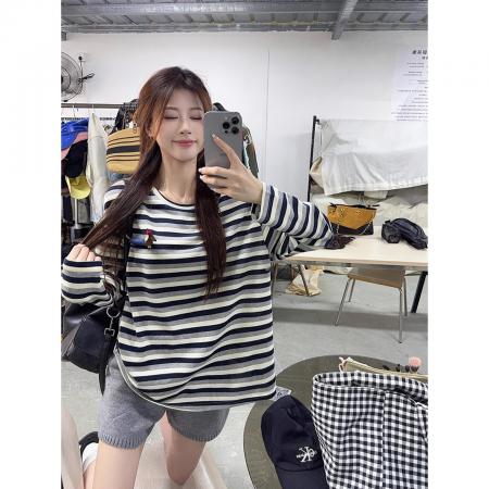 FA50833# 腊肠狗布艺日系减龄廓形宽松撞色条纹长袖圆领 服裝批發女裝批發服飾貨源