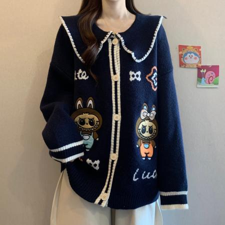 FA50875# 大码女装学院风卡通刺绣娃娃领毛衣外套女秋冬设计感减龄针织开衫 服裝批發女裝批發服飾貨源