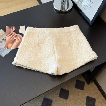 FA50880# 小香风水钻装饰羊羔毛短裤女冬季高级外穿休闲阔腿靴裤 服裝批發女裝批發服飾貨源
