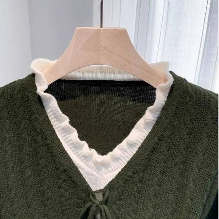 FA50903# 绿色复古木耳边V领假两件针织衫毛衣秋冬气质优雅显瘦内搭打底衫 服裝批發女裝批發服飾貨源