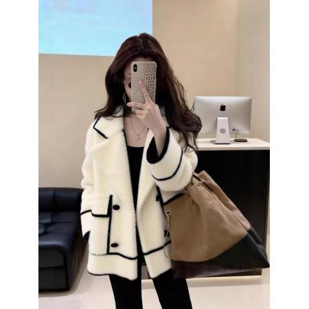 FA50915# 白色毛衣厚外套女新款冬轻奢高端巨好看独特漂亮气质保暖上衣 服裝批發女裝批發服飾貨源