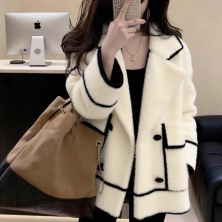 FA50915# 白色毛衣厚外套女新款冬轻奢高端巨好看独特漂亮气质保暖上衣 服裝批發女裝批發服飾貨源