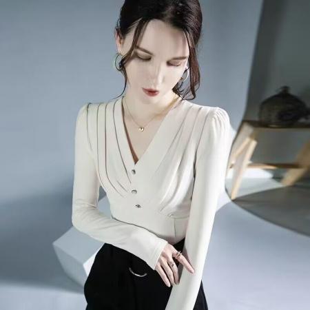 FA50955# 欧洲站双面德绒V领长袖小衫女秋冬新款绒面褶皱设计感打底衫 服裝批發女裝批發服飾貨源