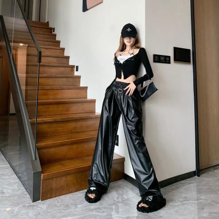 FA50976# 冬秋新款美式高级压皱休闲直筒皮裤女小众设计高腰显瘦百搭阔腿裤 服裝批發女裝批發服飾貨源