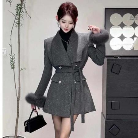 法式赫本风高级感毛呢外套收腰显瘦系带翻领呢子大衣女秋冬季新款   服裝批發女裝批發服飾貨源