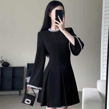 法式小香风拼接圆领裙子年春秋季款新款气质收腰显瘦连衣裙女   服裝批發女裝批發服飾貨源