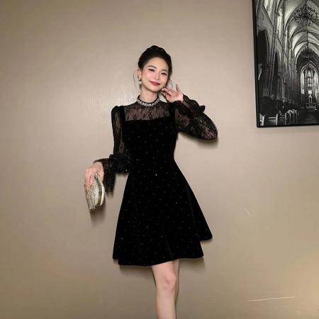 气质名媛高端连衣裙女装秋冬成熟御姐拼接蕾丝收腰宴会小黑裙   服裝批發女裝批發服飾貨源