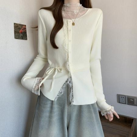 FA51109# 纯欲风不规则蕾丝拼接长袖衬衫女秋季小众褶皱收腰单排扣上衣 服裝批發女裝批發服飾貨源