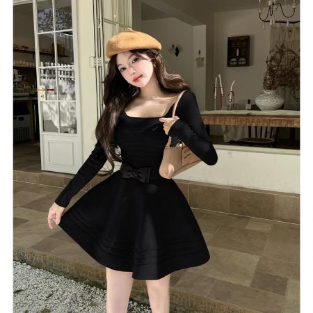 FA51116# 气质法式名媛风短款针织长袖连衣裙修身镂空蓬蓬裙女秋冬新款 服裝批發女裝批發服飾貨源