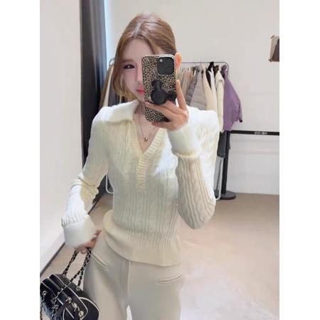 FA51123# 红色撞色v领麻花毛衣女款新款冬季圣诞穿搭内搭修身针织上衣 服裝批發女裝批發服飾貨源