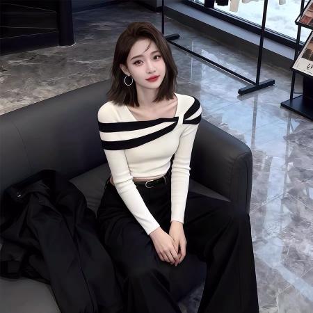 FA51208# 早秋韩系氛围感穿搭巨好看针织毛衣条纹绝美独特漂亮轻熟短款上衣 服裝批發女裝批發服飾貨源