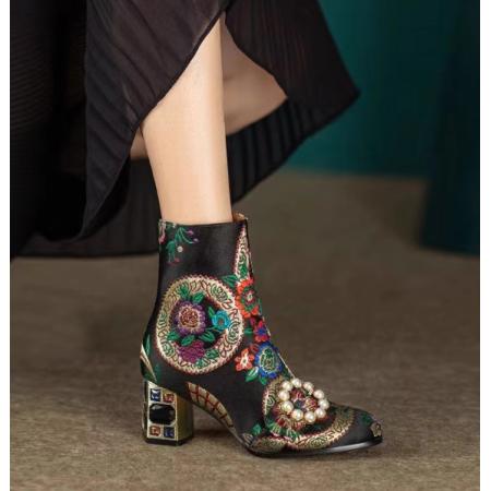 X-32953# 中国风女靴刺绣短靴女春秋单靴高跟女鞋民族配旗袍冬棉靴大码短靴