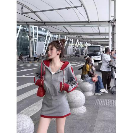 FA51248# 减龄撞色连帽卫衣+高腰短裙休闲两件套女 服裝批發女裝批發服飾貨源