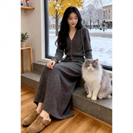 FA51306# 爆款冬季超火一整套轻奢高级感减龄大方得体穿搭灰色针织衫套装裙 服裝批發女裝批發服飾貨源
