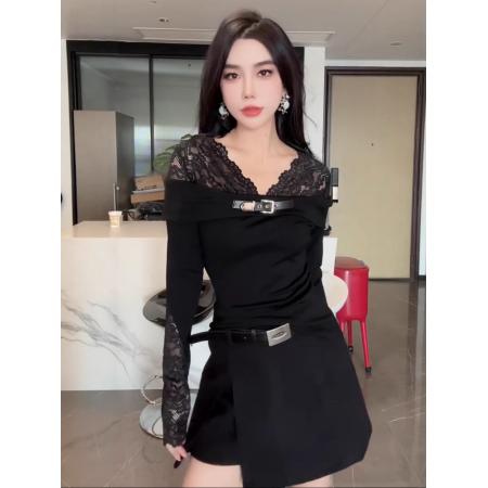 FA51313# 26早春款蕾丝拼接V领长袖T恤女皮扣设计修身显瘦打底衫轻熟风上衣 服裝批發女裝批發服飾貨源