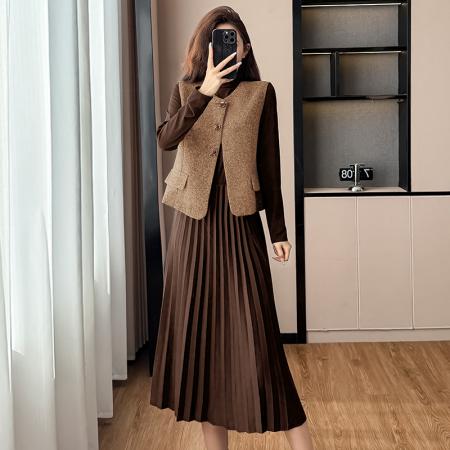 FA51384# 设计感轻奢名媛两件套装裙秋冬季新款毛呢马甲背心长袖连衣裙 服裝批發女裝批發服飾貨源