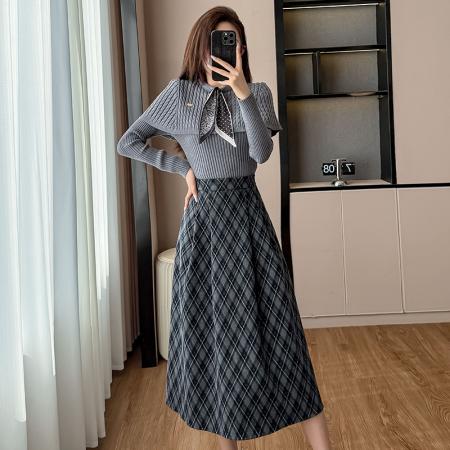 FA51385# 秋季新款法式减龄复古休闲气质上衣高腰格纹半身裙两件套装 服裝批發女裝批發服飾貨源