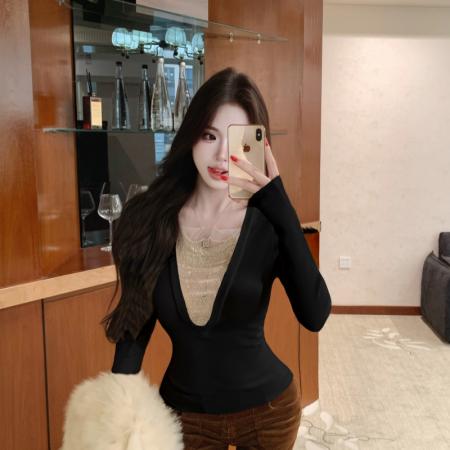 FA51397# 氛围感小心机V领闪钻针织衫修身显瘦早秋内搭外穿上衣秋冬 服裝批發女裝批發服飾貨源