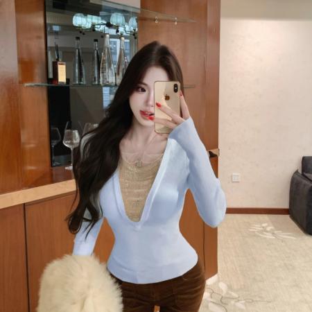 FA51397# 氛围感小心机V领闪钻针织衫修身显瘦早秋内搭外穿上衣秋冬 服裝批發女裝批發服飾貨源