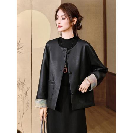FA51491# 黑色新中式短外套秋季新款小众夹克上衣女保暖通勤百搭皮衣 服裝批發女裝批發服飾貨源