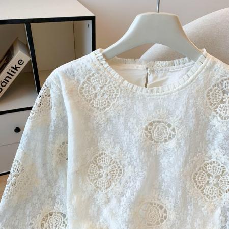 FA51506# 刺绣镂空圆领长袖衬衫女春季新款国风宽松荷叶边蕾丝衫 服裝批發女裝批發服飾貨源