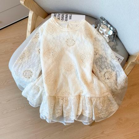FA51506# 刺绣镂空圆领长袖衬衫女春季新款国风宽松荷叶边蕾丝衫 服裝批發女裝批發服飾貨源