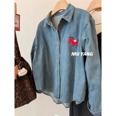FA51556# 节日氛围元素红马儿牛仔衬衫叠穿水洗料长袖衬衣女冬 服裝批發女裝批發服飾貨源