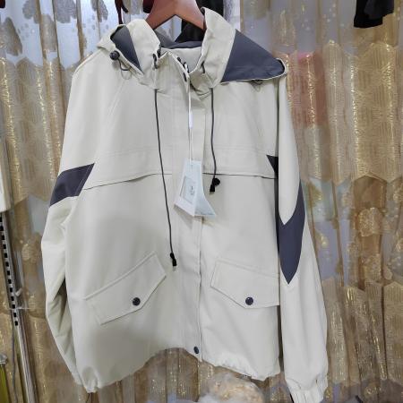 FA51575# 新款时尚连帽拼色外套女春秋新款宽松休闲小个子短款风衣夹克 服裝批發女裝批發服飾貨源