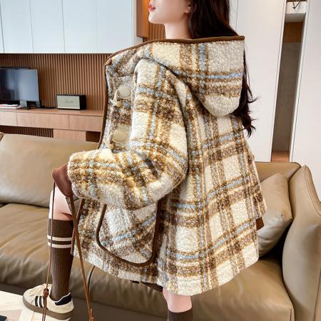 FA51576# 冬季新款加绒加厚羊圈呢羊羔毛韩版休闲宽松牛角扣国潮外套 服裝批發女裝批發服飾貨源