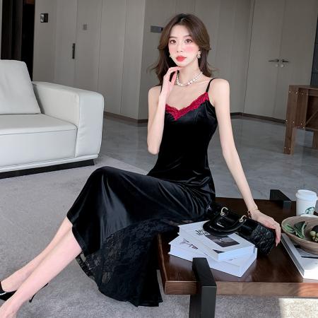 FA51594# 黑玫夜蕾'辣妹蕾丝丝绒连衣裙女秋冬季法式包臀吊带长裙