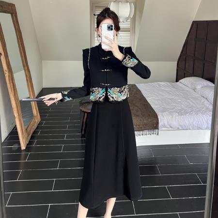 FA51596# 春季新款刺绣新中式国风复古连衣裙+新中式国风重工刺绣马甲