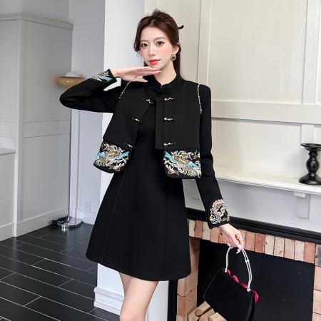 FA51596# 春季新款刺绣新中式国风复古连衣裙+新中式国风重工刺绣马甲