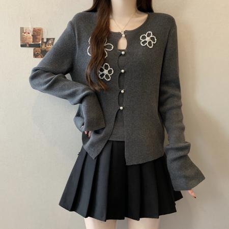 FA51623# 大码假两件花朵钉珠针织衫上衣秋冬新款内搭灰色打底衫 服裝批發女裝批發服飾貨源