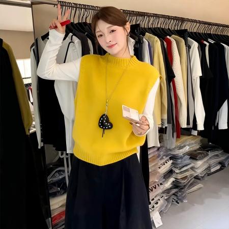 FA51648# 黄色后背镂空叠穿坎肩针织马甲背心女秋冬季巨好看的外穿上衣 服裝批發女裝批發服飾貨源