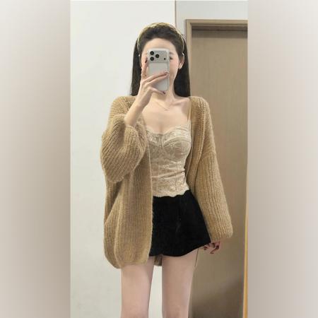 FA51658# 秋冬款美拉德慵懒感灯笼袖卡其色开衫柔软毛感外套黑色短裤两件套 服裝批發女裝批發服飾貨源