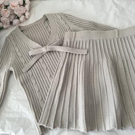 FA51725# 迟伞伞25/fw燕麦松饼燕麦灰蝴蝶结针织上衣羊毛半裙气质套装女 服裝批發女裝批發服飾貨源