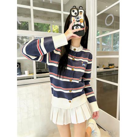 FA51758# 设计感小众拼色条纹针织开衫上衣秋季刺绣毛衣外套 服裝批發女裝批發服飾貨源