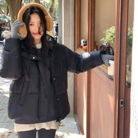 FA51777# 高级时尚白灵儿短款棉服女冬季新款百搭超好看泡芙面包服棉衣外套 服裝批發女裝批發服飾貨源