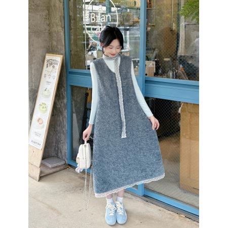 FA51781# 秋冬新款温柔风连衣裙别致蕾丝拼接羊羔毛呢背心裙木耳边打底 服裝批發女裝批發服飾貨源